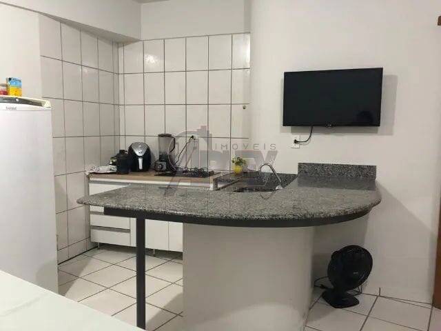 #4104 - Apartamento Usado para Venda em Montes Claros - MG - 3