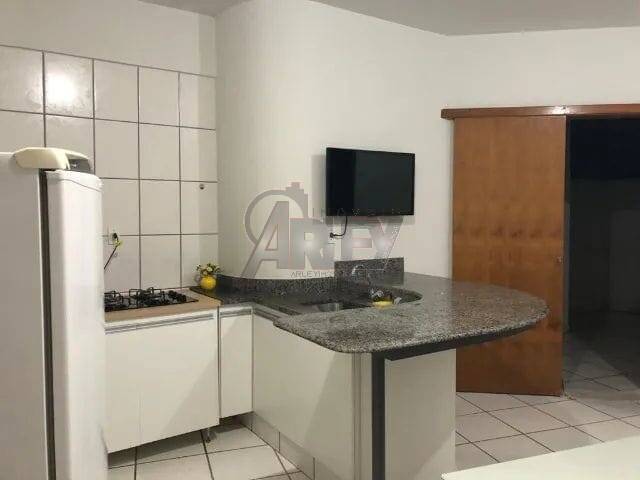 #4104 - Apartamento Usado para Venda em Montes Claros - MG - 2