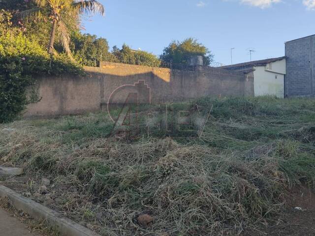 Venda em Interlagos - Montes Claros