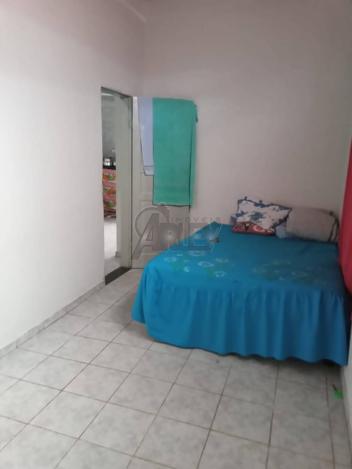 Casa à venda com 2 quartos, 70m² - Foto 5