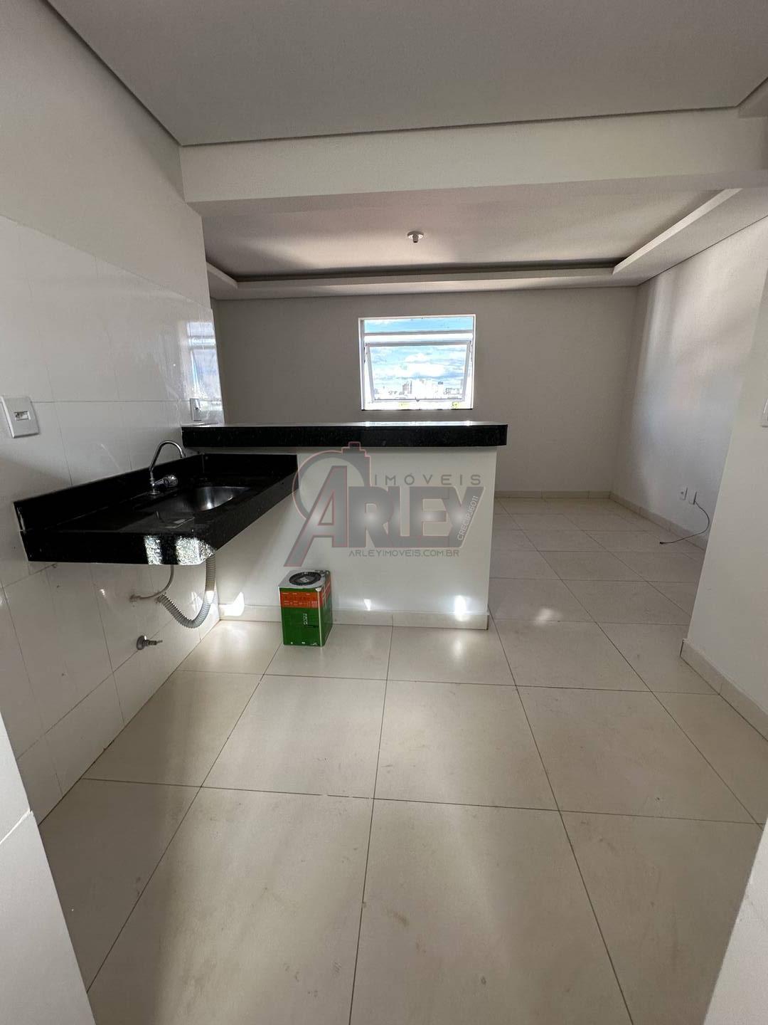 Apartamento à venda com 2 quartos, 67m² - Foto 5