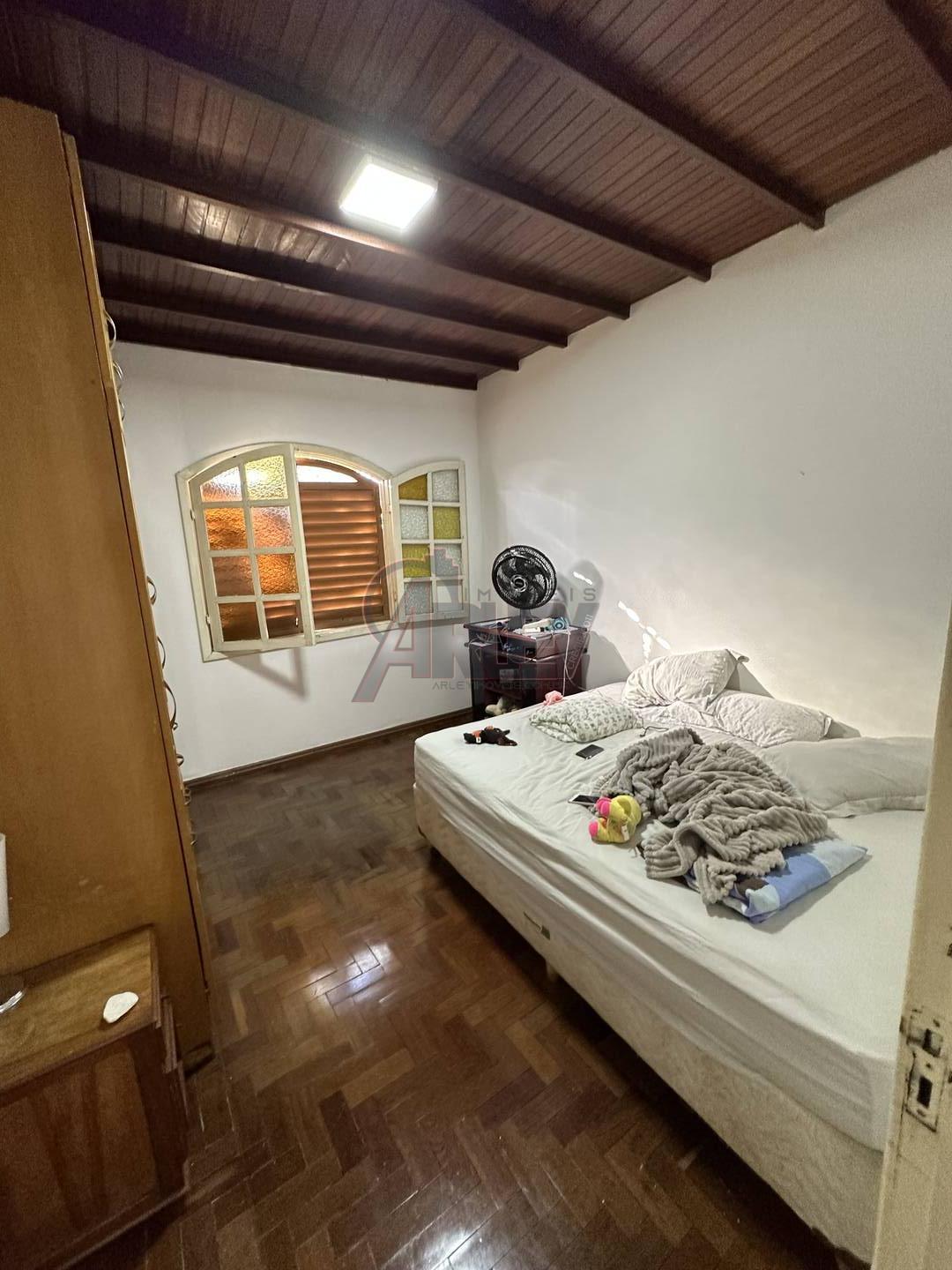 Casa à venda com 3 quartos, 182m² - Foto 6