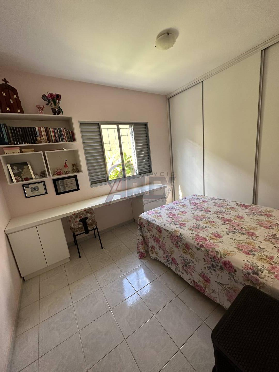 Casa à venda com 3 quartos, 180m² - Foto 22