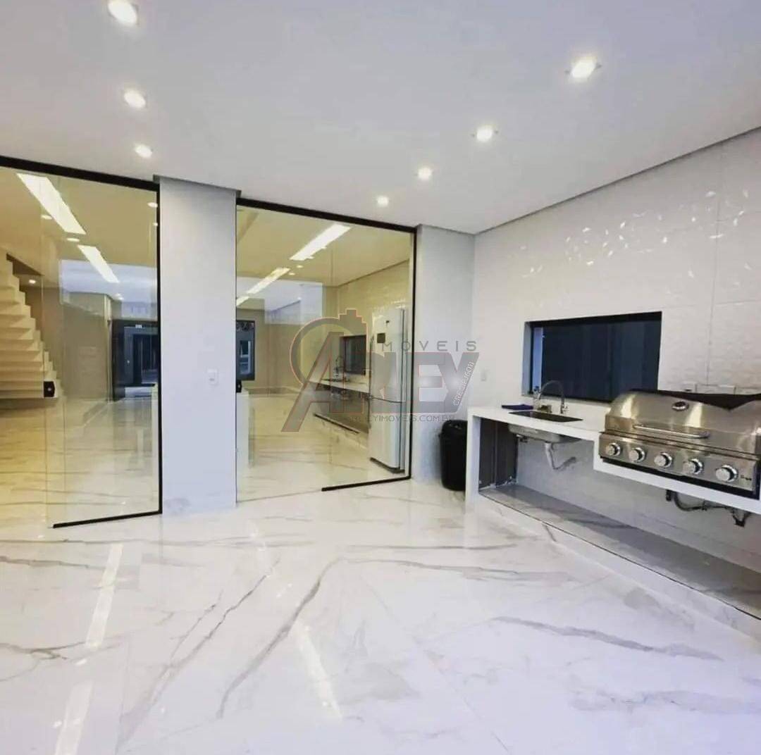 Casa à venda com 3 quartos, 250m² - Foto 9