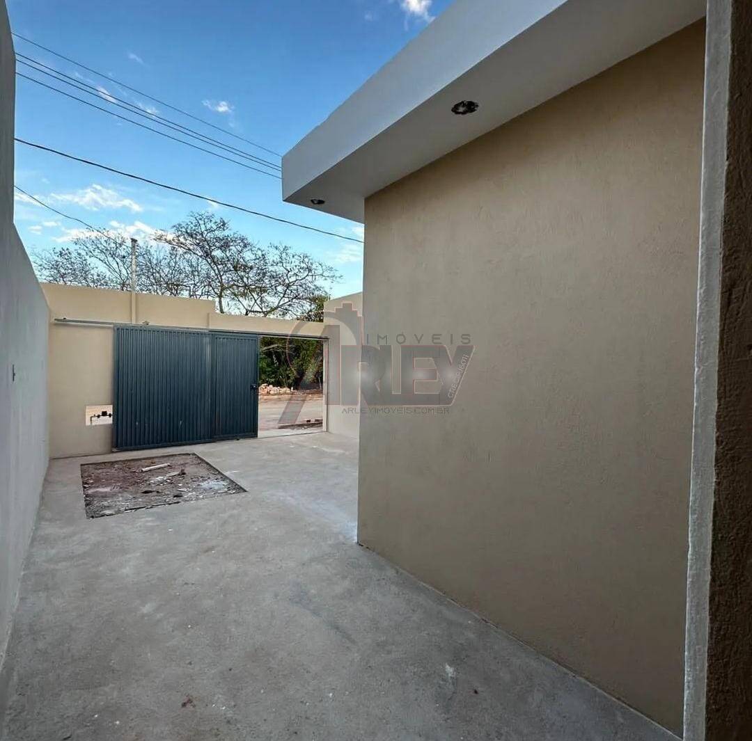 Casa de Condomínio à venda com 3 quartos, 50m² - Foto 4