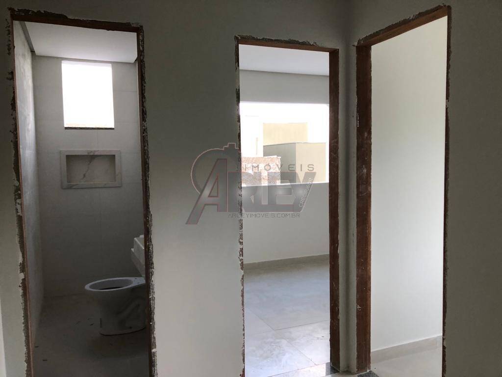 Casa à venda com 3 quartos, 82m² - Foto 19