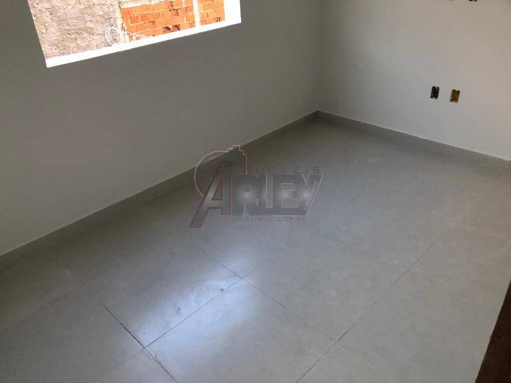 Casa à venda com 3 quartos, 82m² - Foto 23