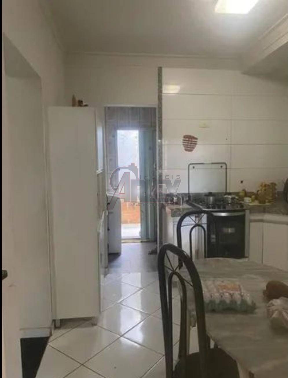 Casa à venda com 3 quartos, 120m² - Foto 3