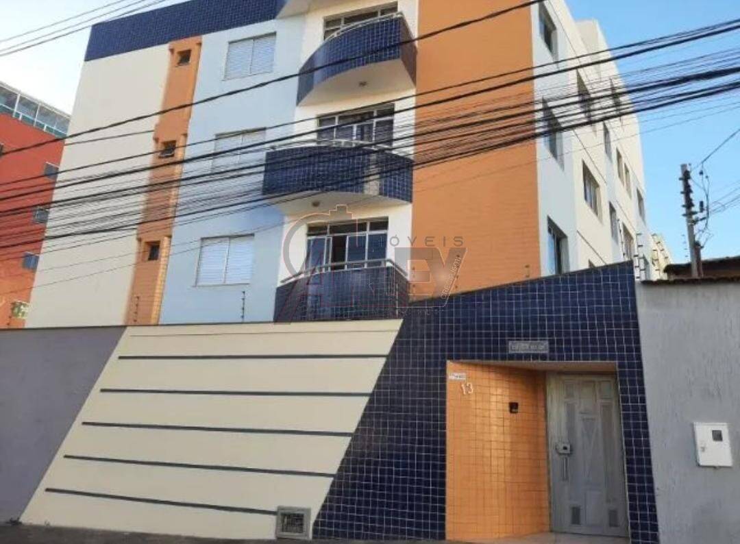 Apartamento à venda com 3 quartos, 120m² - Foto 3