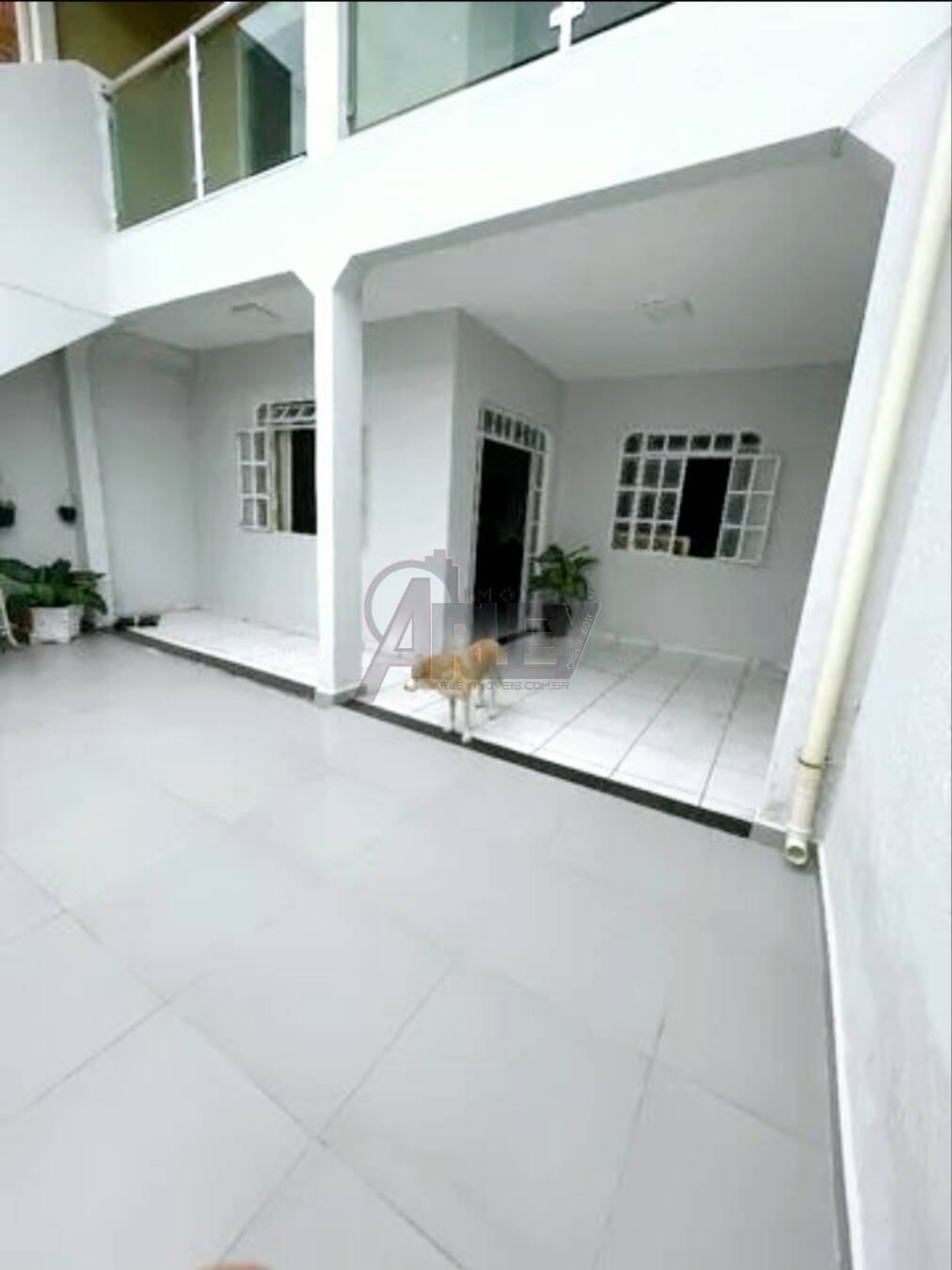 Casa à venda com 3 quartos, 161m² - Foto 3