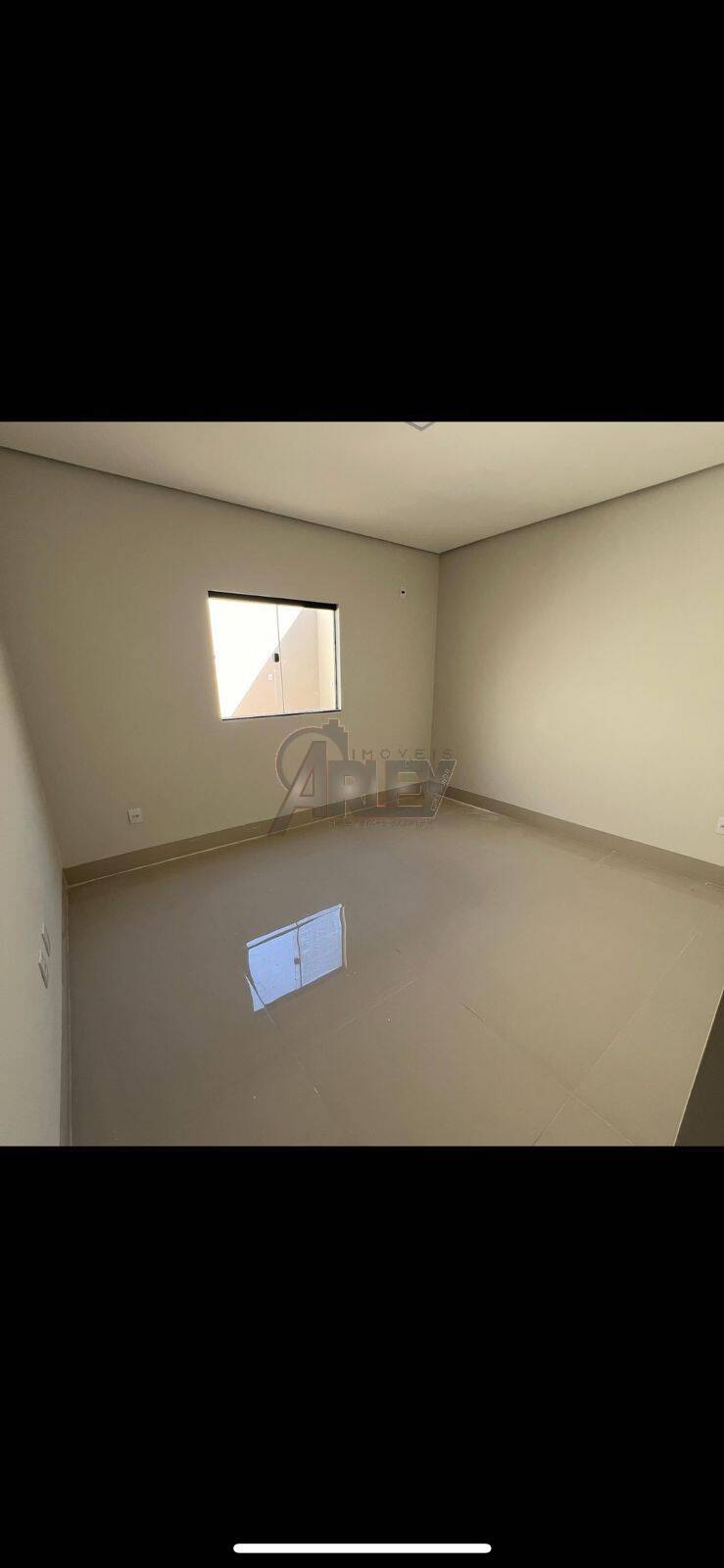 Casa à venda com 3 quartos, 75m² - Foto 5