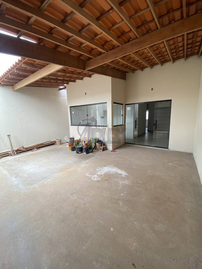 Casa à venda com 3 quartos, 65m² - Foto 5