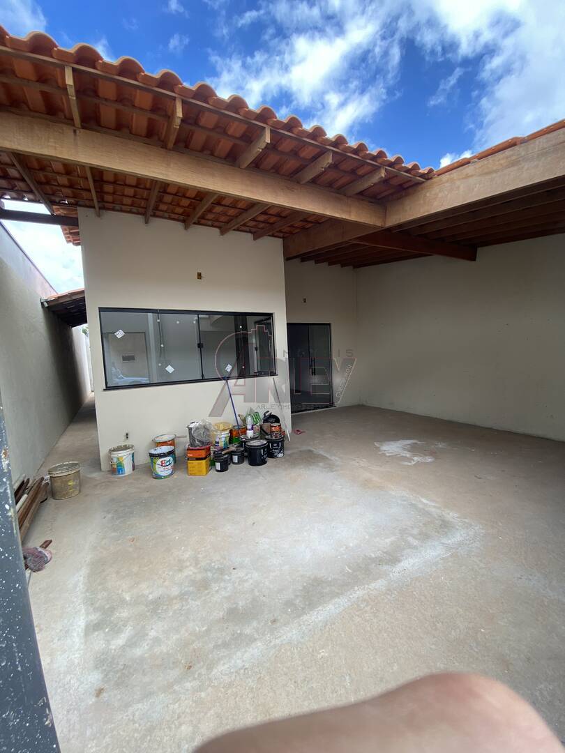 Casa à venda com 3 quartos, 65m² - Foto 9