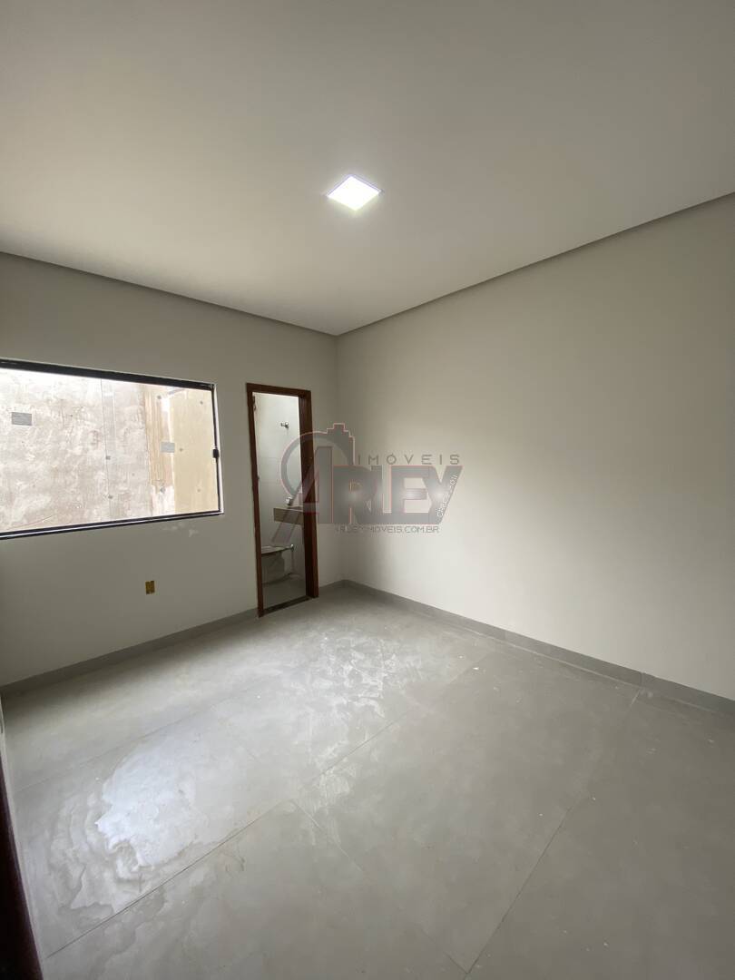 Casa à venda com 3 quartos, 65m² - Foto 10