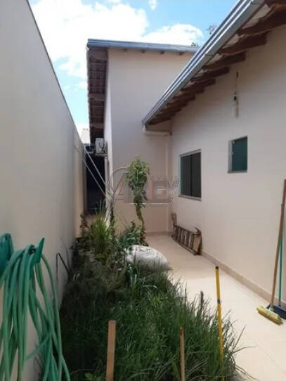 Casa à venda com 3 quartos - Foto 4