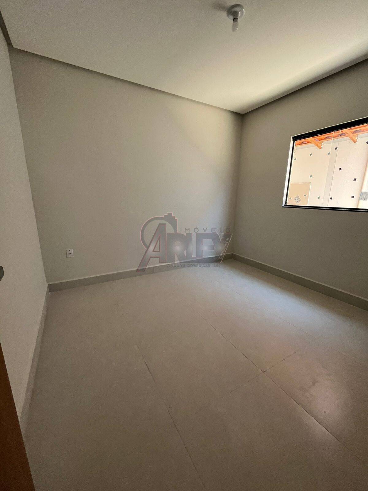 Casa à venda com 2 quartos, 100m² - Foto 10