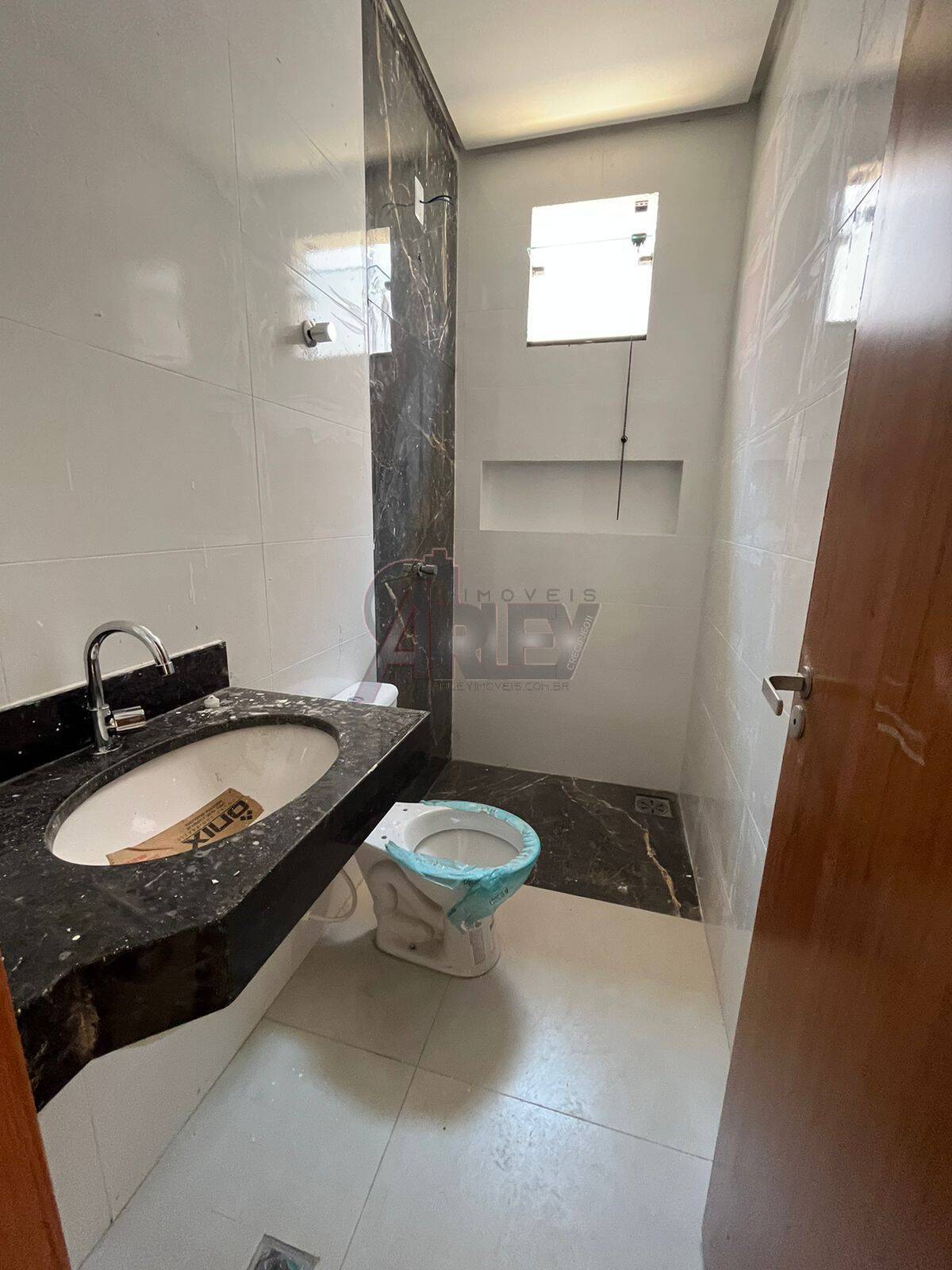 Casa à venda com 2 quartos, 100m² - Foto 14