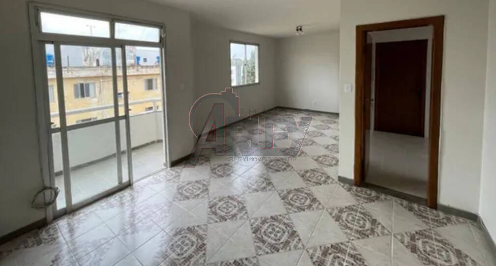 Apartamento à venda com 3 quartos - Foto 2