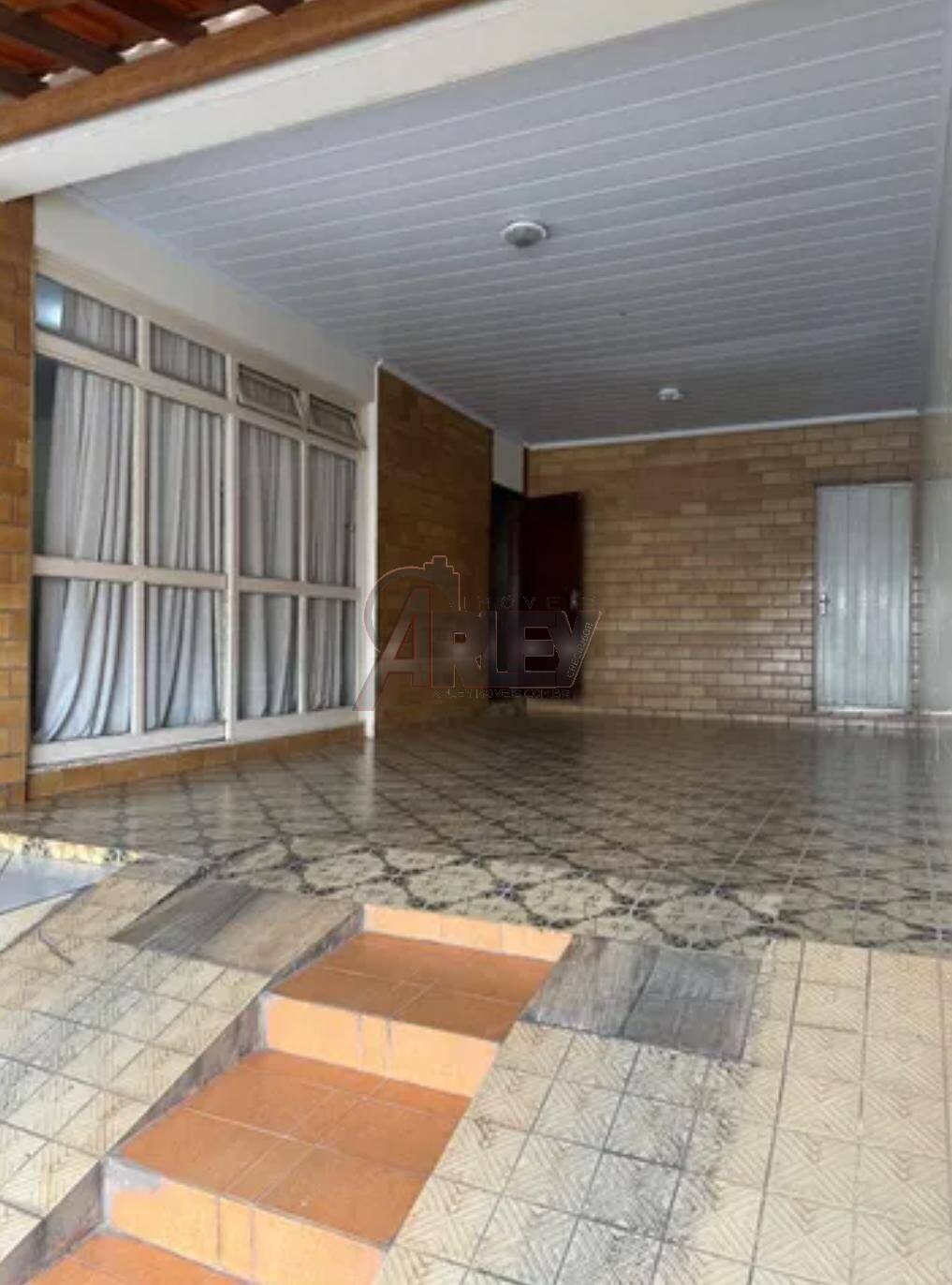 Casa à venda com 4 quartos, 150m² - Foto 3