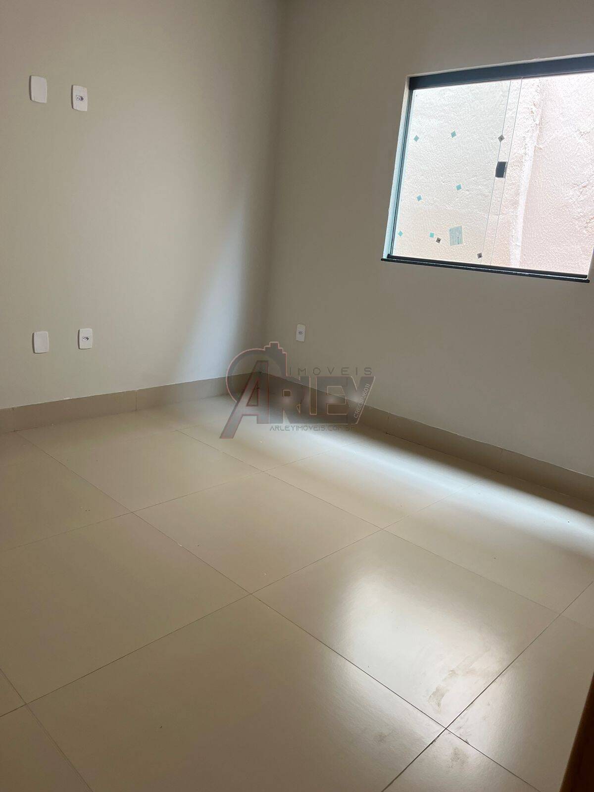 Casa à venda com 2 quartos, 100m² - Foto 12