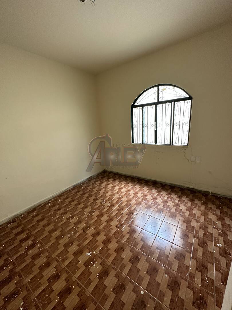 Casa à venda com 3 quartos, 180m² - Foto 11