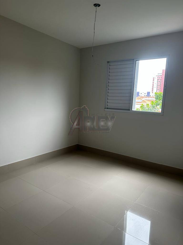 Apartamento à venda com 3 quartos, 98m² - Foto 5