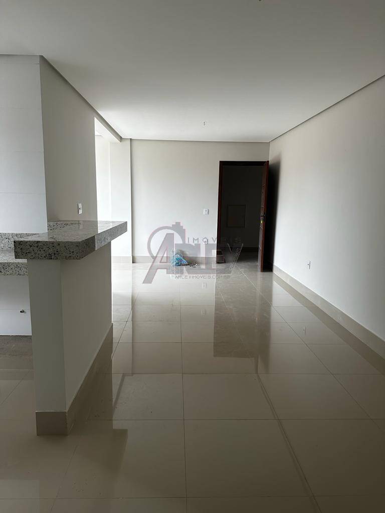 Apartamento à venda com 3 quartos, 98m² - Foto 3