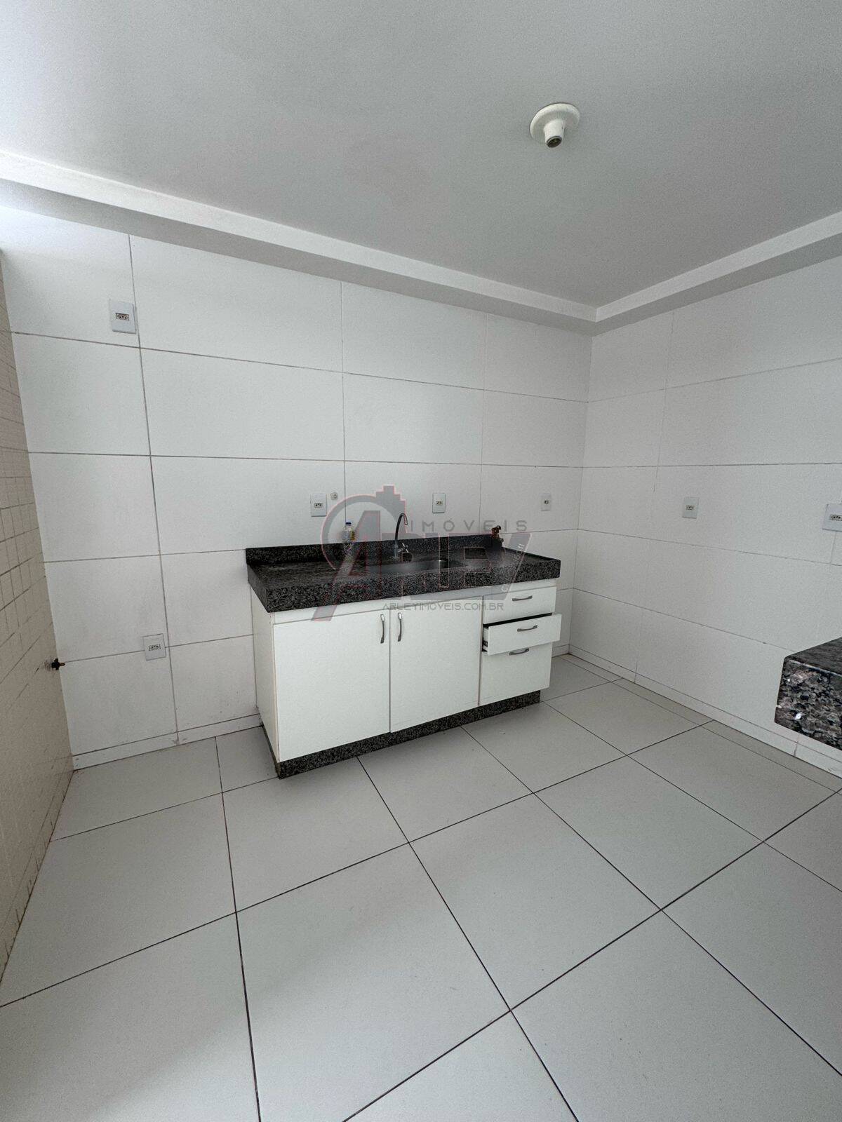 Apartamento à venda com 3 quartos, 82m² - Foto 7