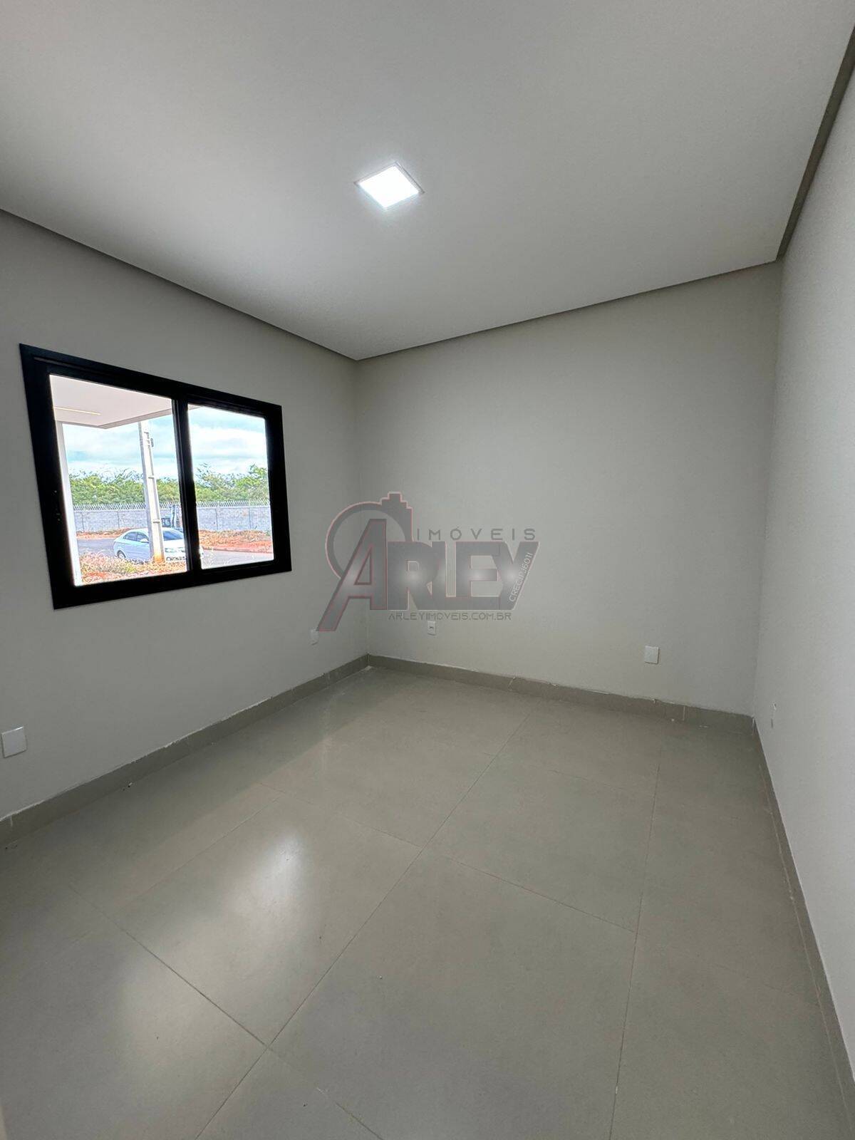 Casa à venda com 3 quartos, 140m² - Foto 4