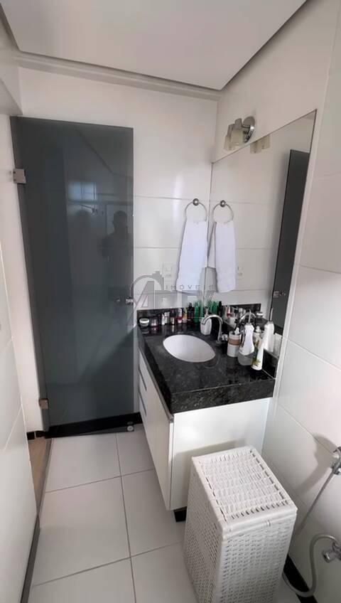 Apartamento à venda com 2 quartos, 90m² - Foto 21