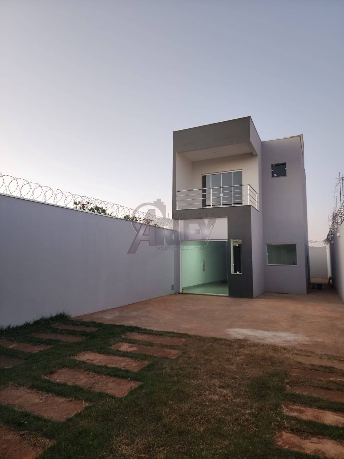 Casa à venda com 3 quartos, 90m² - Foto 5