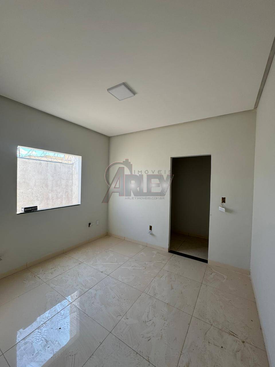 Casa à venda com 3 quartos, 70m² - Foto 10