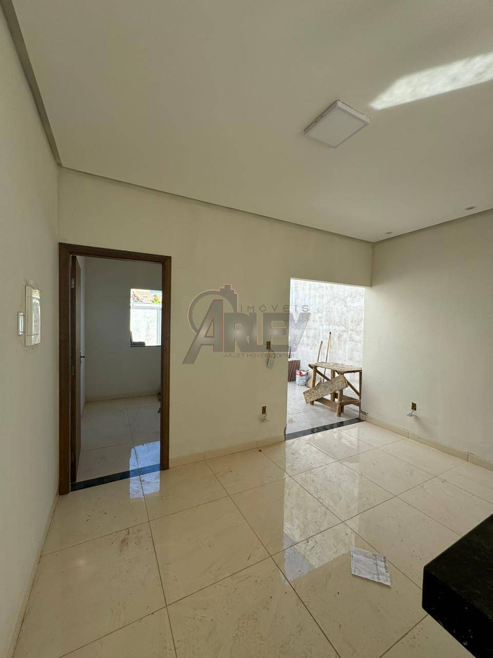 Casa à venda com 3 quartos, 70m² - Foto 12