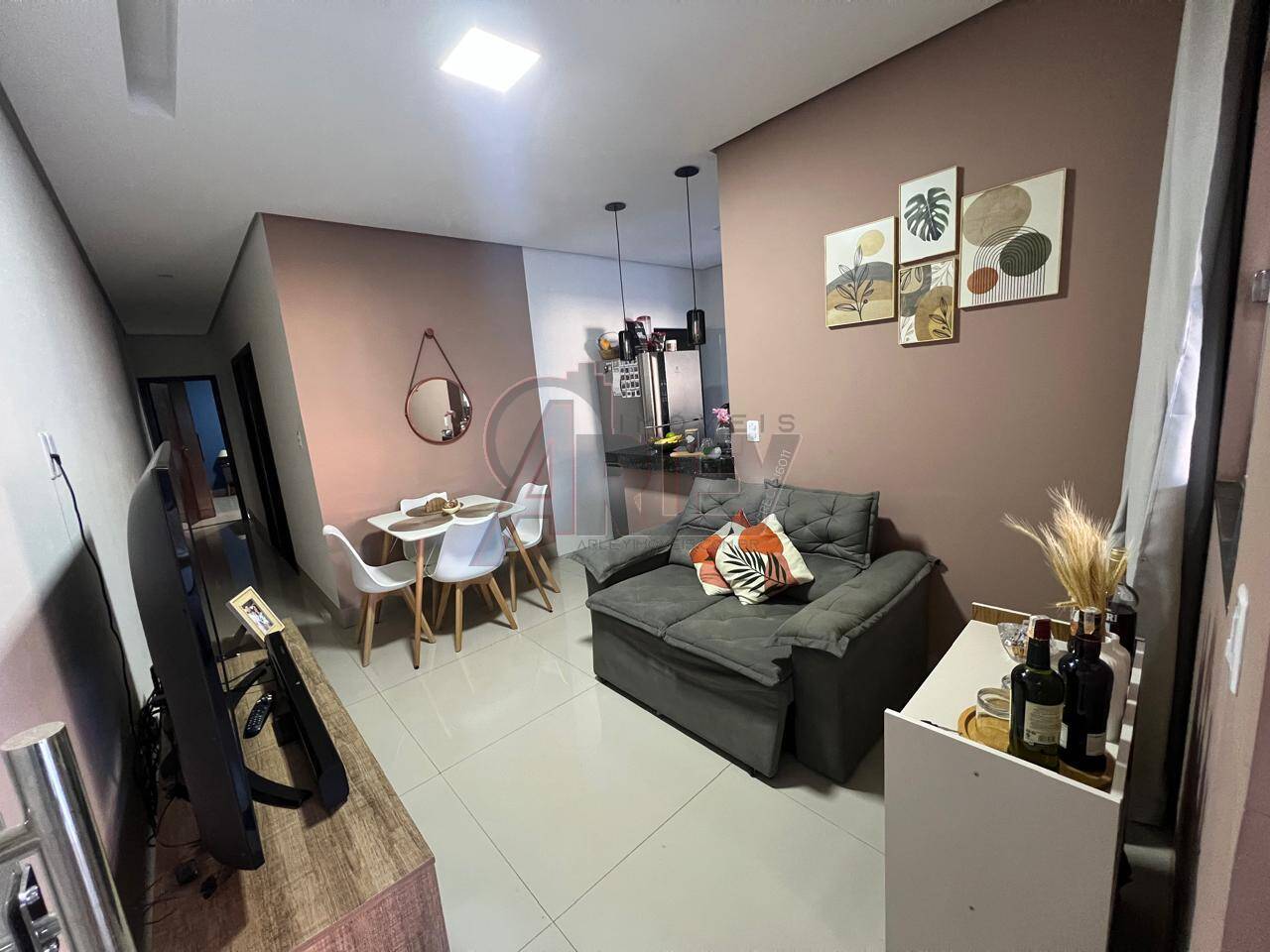 Casa à venda com 2 quartos, 50m² - Foto 9