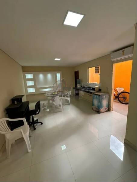 Apartamento à venda com 1 quarto, 30m² - Foto 2