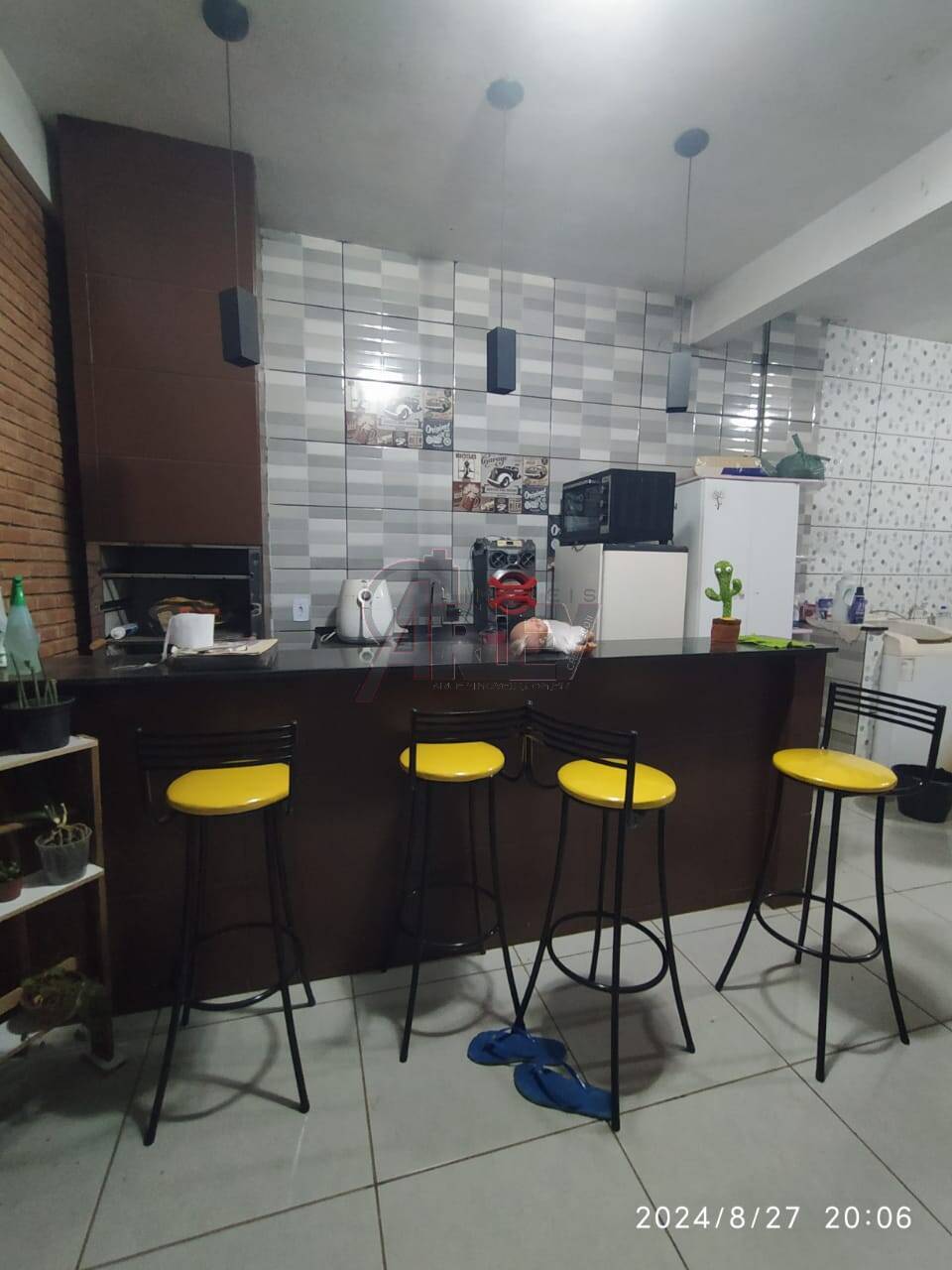 Casa à venda com 3 quartos, 200m² - Foto 4