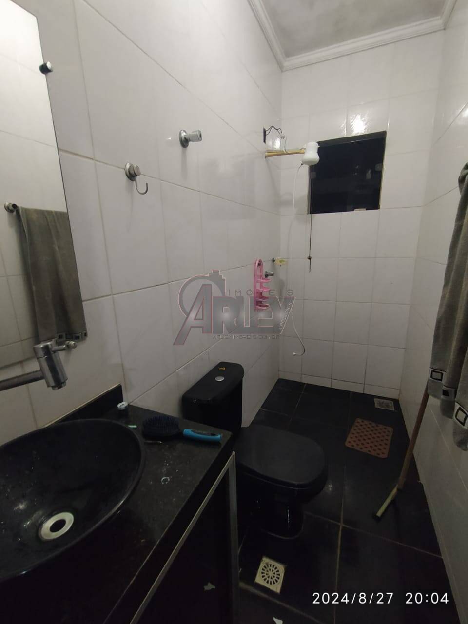 Casa à venda com 3 quartos, 200m² - Foto 14