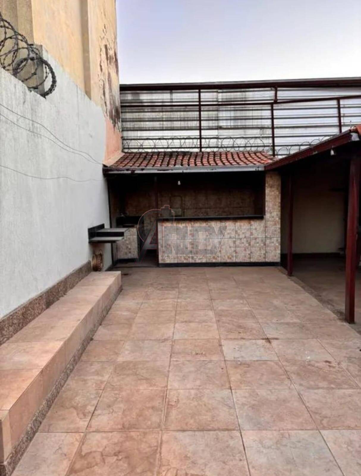 Casa à venda com 3 quartos, 70m² - Foto 6