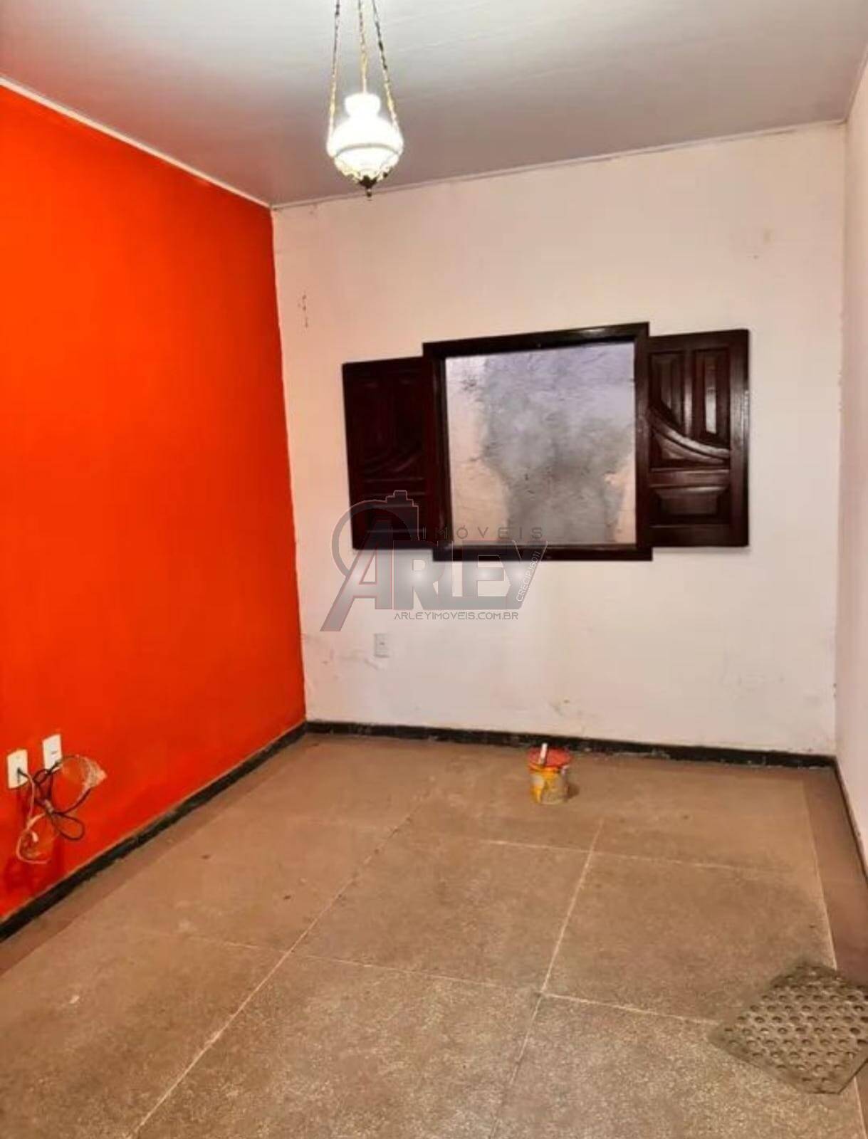 Casa à venda com 3 quartos, 70m² - Foto 4