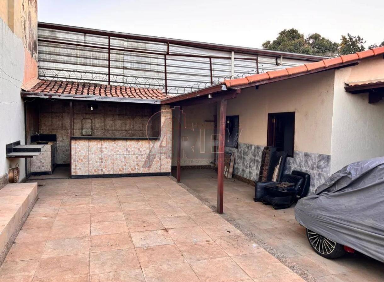 Casa à venda com 3 quartos, 70m² - Foto 5