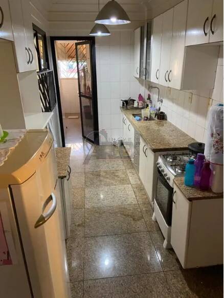 Apartamento à venda com 3 quartos, 200m² - Foto 7