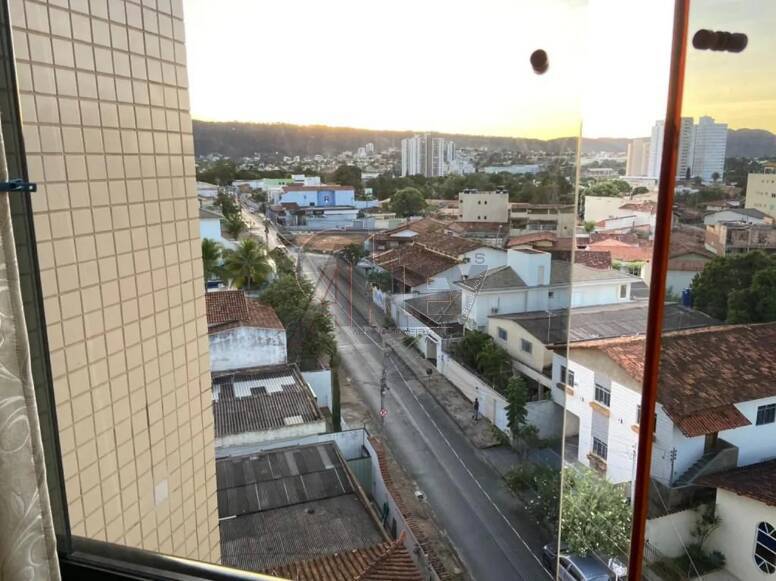 Apartamento à venda com 3 quartos, 200m² - Foto 1