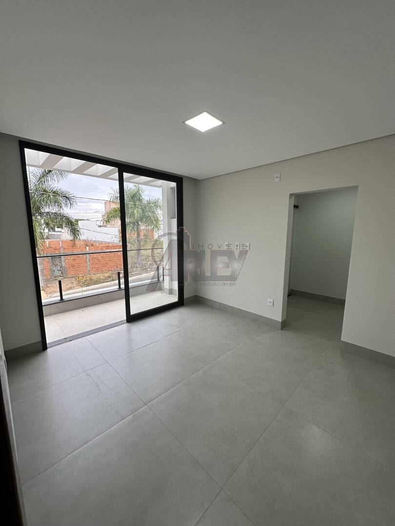 Casa à venda com 3 quartos - Foto 2