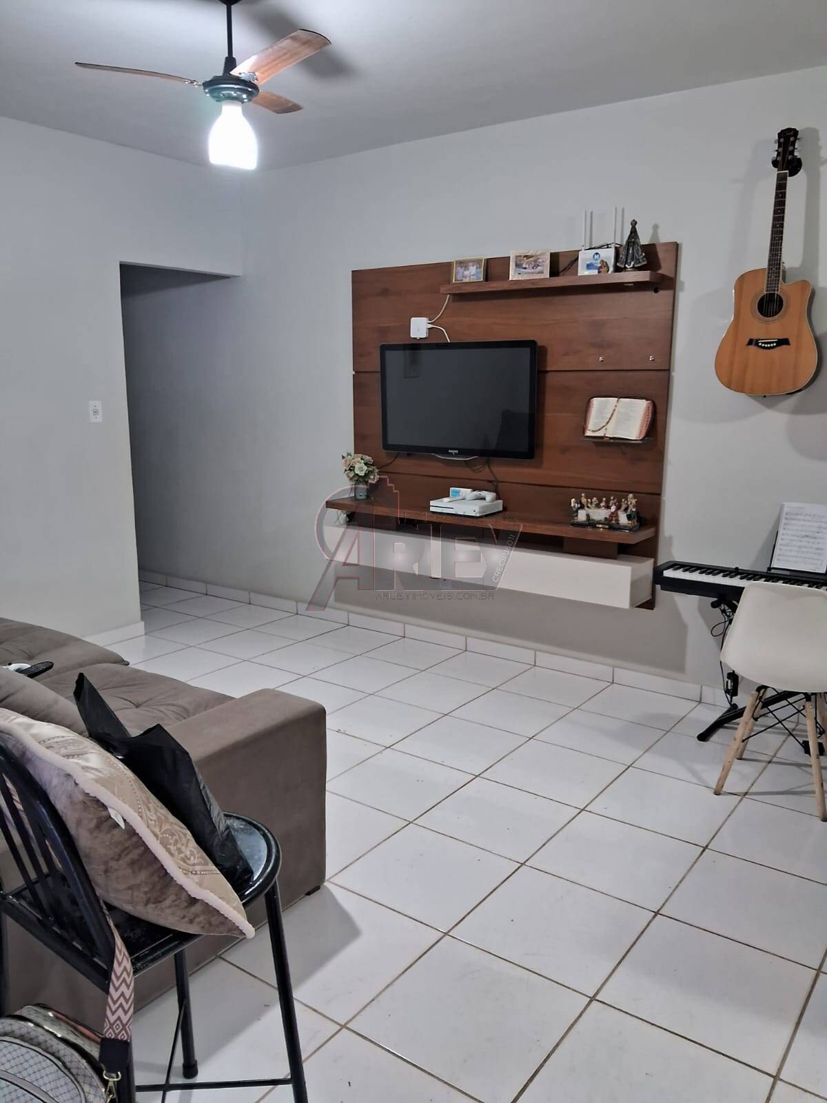 Casa à venda com 3 quartos, 150m² - Foto 15