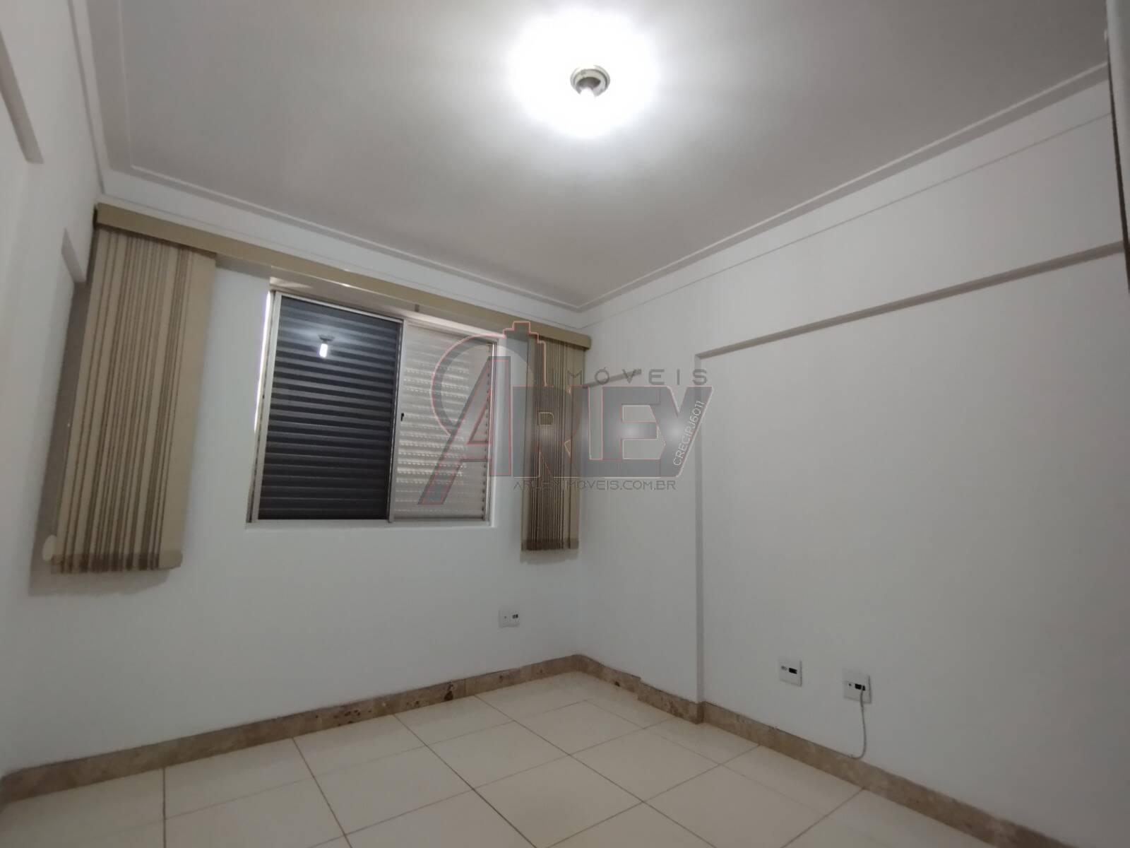 Apartamento à venda com 3 quartos, 120m² - Foto 7