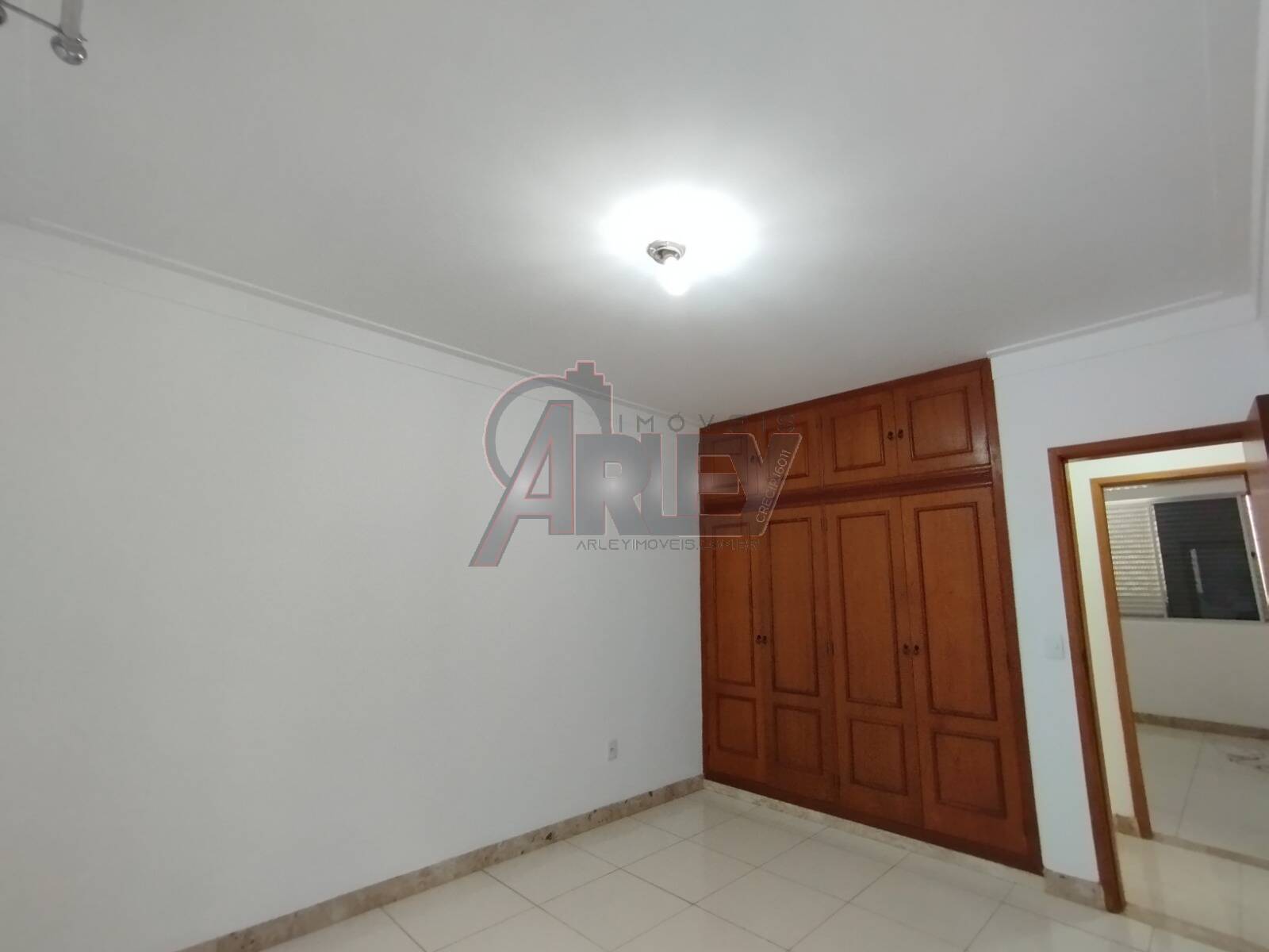 Apartamento à venda com 3 quartos, 120m² - Foto 9