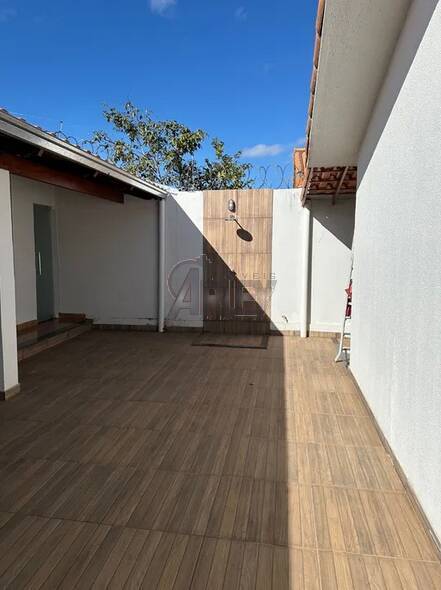 Casa à venda com 2 quartos, 250m² - Foto 11