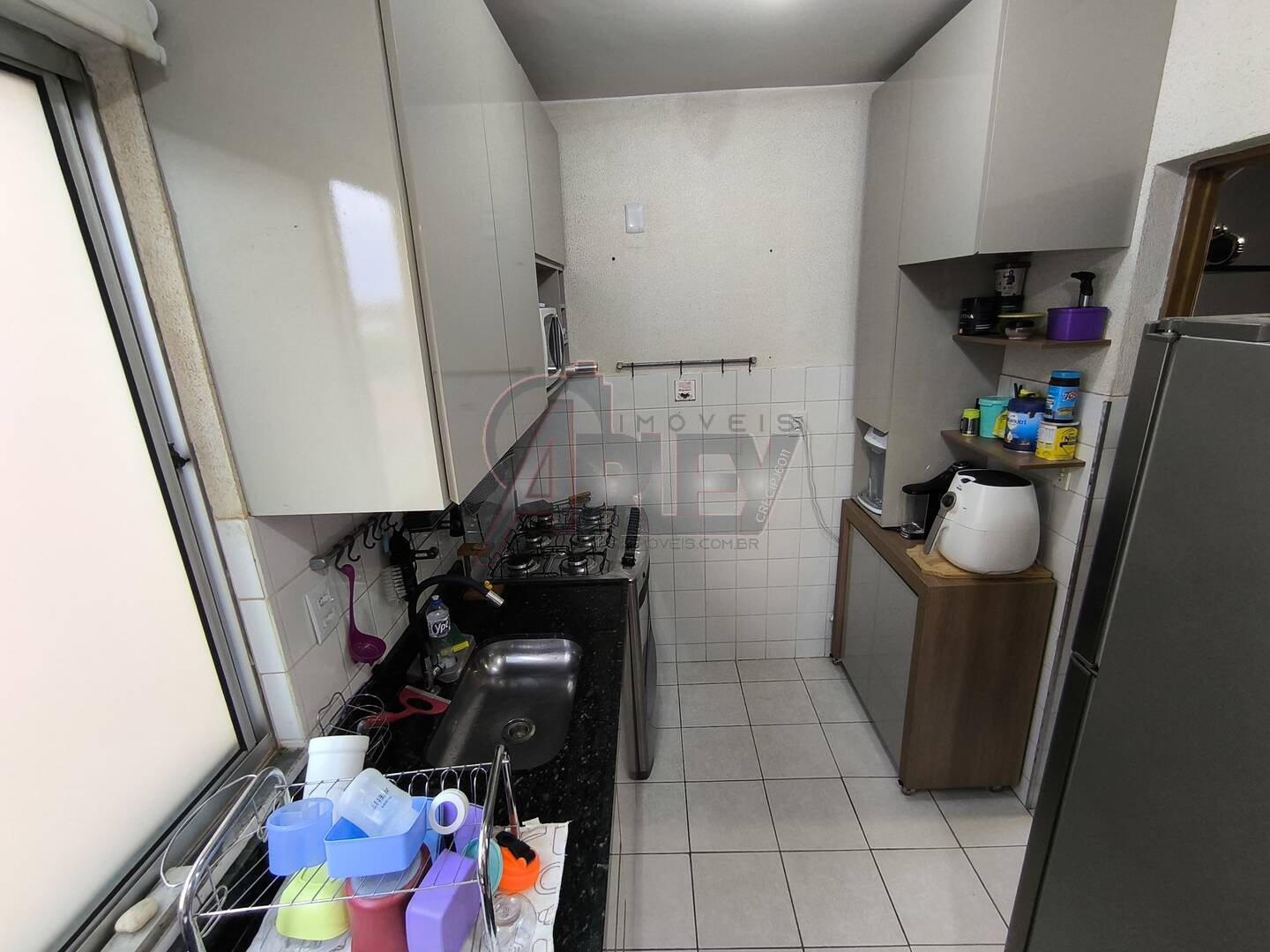 Apartamento à venda com 3 quartos, 59m² - Foto 2