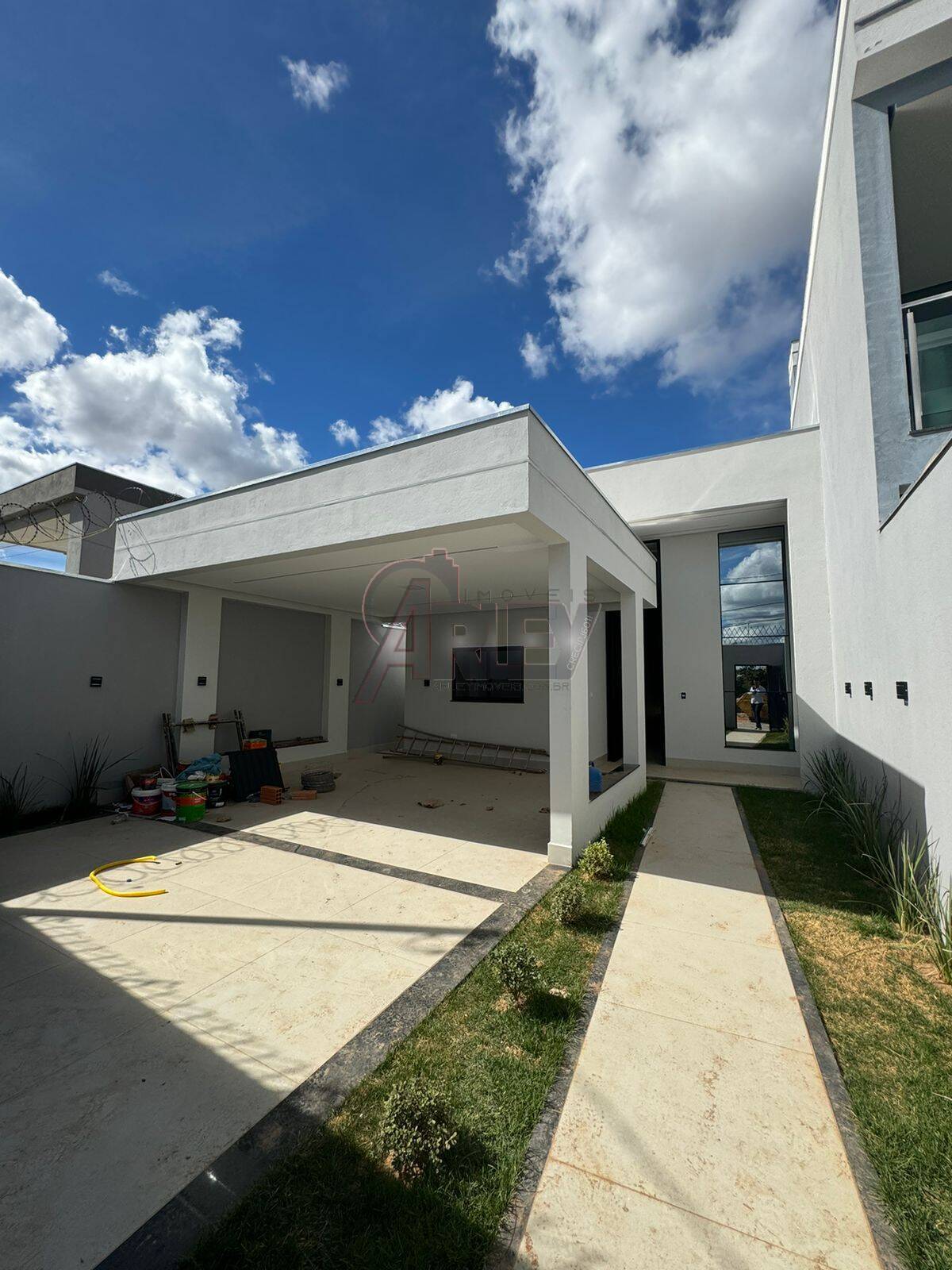 Casa à venda com 3 quartos, 170m² - Foto 3