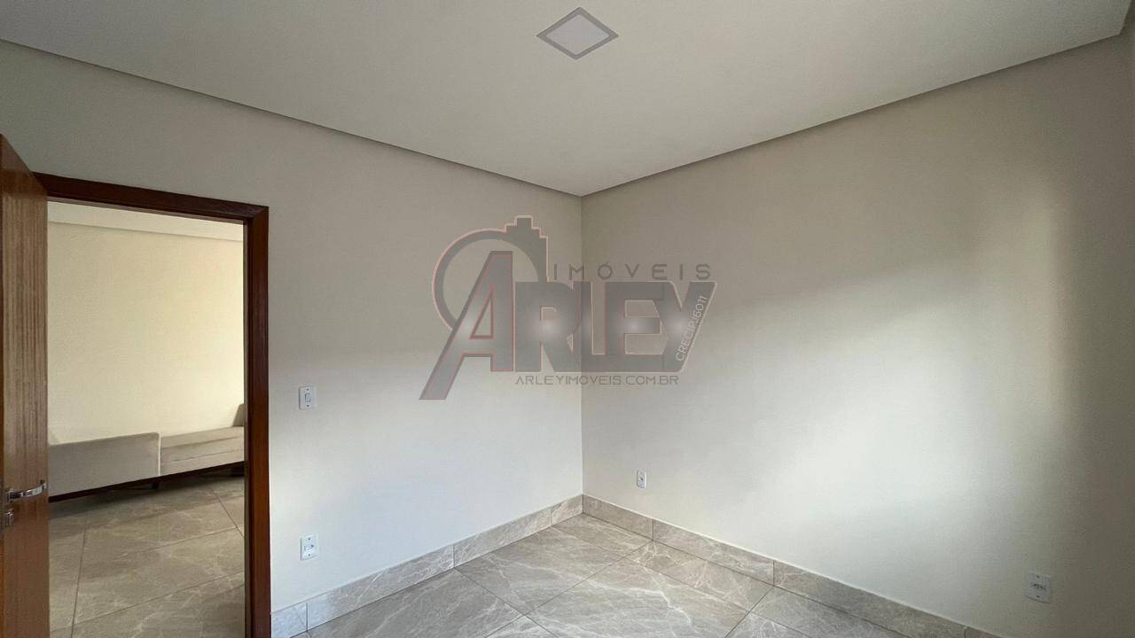 Casa à venda com 3 quartos, 100m² - Foto 15